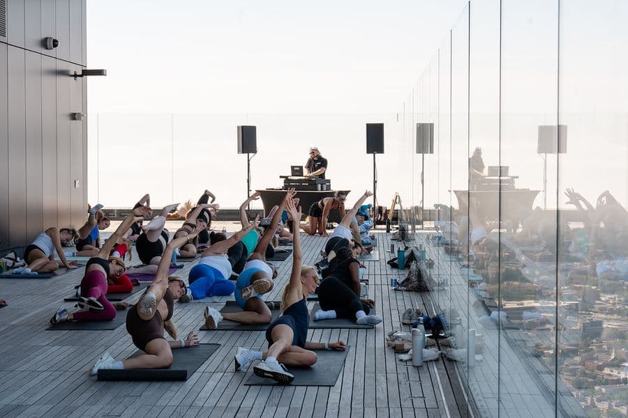 Rooftop Wellness Series @ View Boston: Core & Conditioning